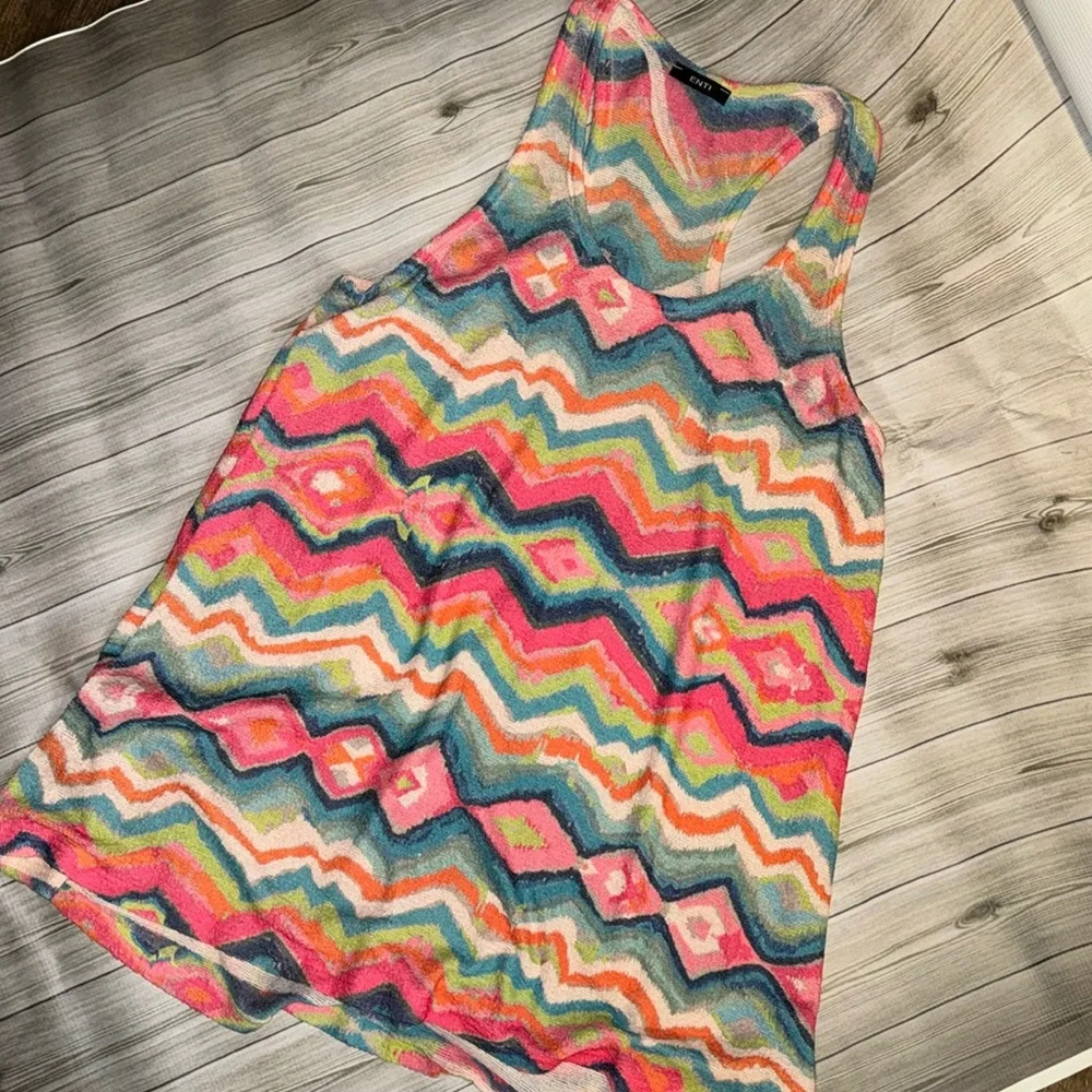 ENTI Multicolored Razorback Top - Picture 1 of 4